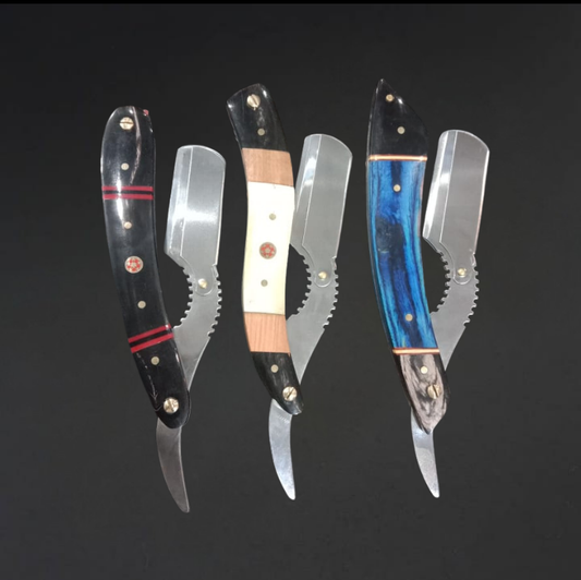 CUSTOMIZED RAZOR BLADES